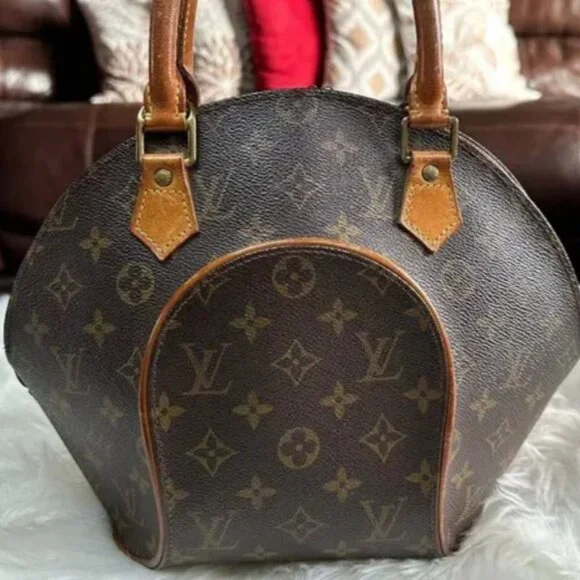 Louis Vuitton Monogram Ellipse PM Hand Bag